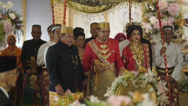 7 Foto Akad Nikah Cucu Soeharto Dan Pramugari Raiyah Dengan Adat Bugis 6209