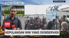 VIDEO: WNI yang Diobservasi di Natuna Tiba di Jakarta
