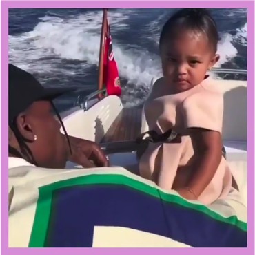 Reaksi Kocak Netizen Saat Stormi Cuek Dipanggil Kylie Jenner