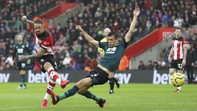Liga Inggris: Kisah Gol Sepak Pojok Burnley Lawan Southampton