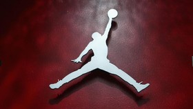 Air Jordan, Blunder Terbesar Adidas