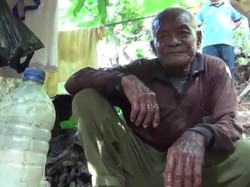 Kakek di Kendari 30 Tahun Hidup di Gubuk Beralaskan Tanah