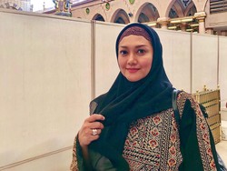 Bella Saphira Unggah Foto Berhijab, Sempat ke Tanah Suci Sebelum Pandemi Corona