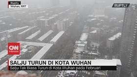 VIDEO: Tak Biasa, Salju Turun di Kota Wuhan