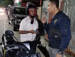 Berkendara Tanpa SIM di Makassar, 7 Pengungsi Luar Negeri Diamankan
