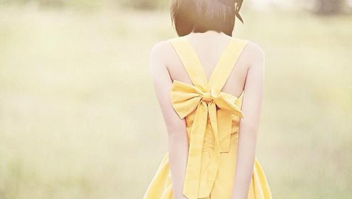 Pita Kembali Jadi Tren Fashion 2019! Apa Saja Item Fashion yang Wajib Berpita Tahun Ini?