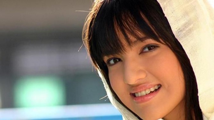 Penampilan Jadul Nia Ramadhani yang Bikin Pangling