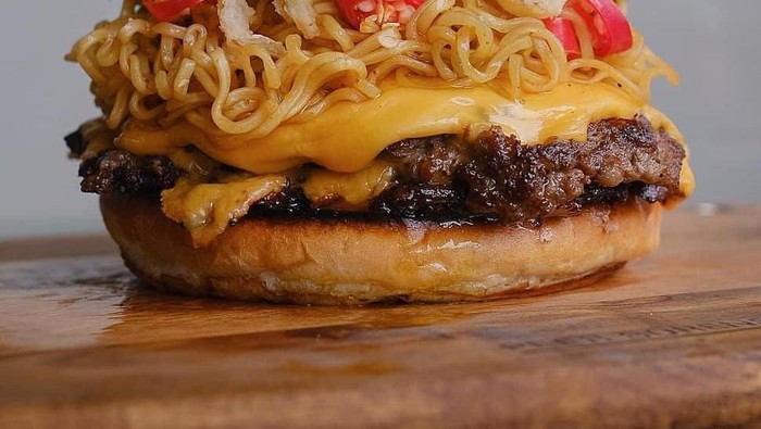 Pecinta Indomie Garis Keras, Udah Pernah Coba Olahan Indomie Anti Mainstream Ini Belum?