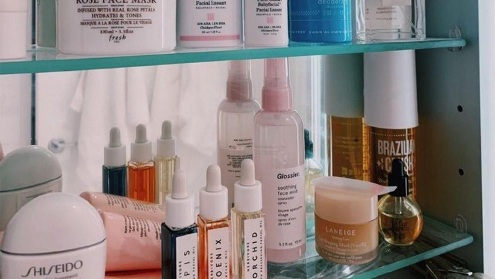 Buat Kamu Pemilik Kulit Kering, 6 Bahan Skincare Ini Perlu Dihindari Buat Kamu Pemilik Kulit Kering, 6 Bahan Skincare Ini Perlu Dihindari
