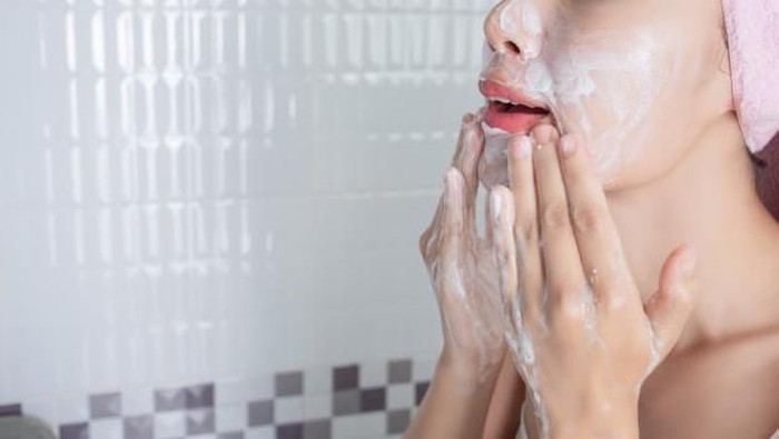 Atasi Jerawat dengan Pakai 7 Sabun Muka Ini, Yuk! Atasi Jerawat dengan Pakai 7 Sabun Muka Ini, Yuk!