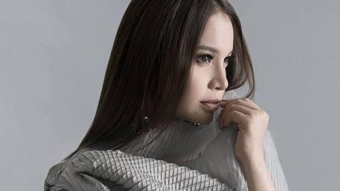 Sudah Dewasa, Sederet Artis Indonesia Ini Punya Wajah yang Enggak Kelihatan Tua