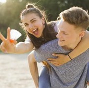 Cinta Monyet atau Cinta Sejati? Coba Lihat Tanda-Tandanya!