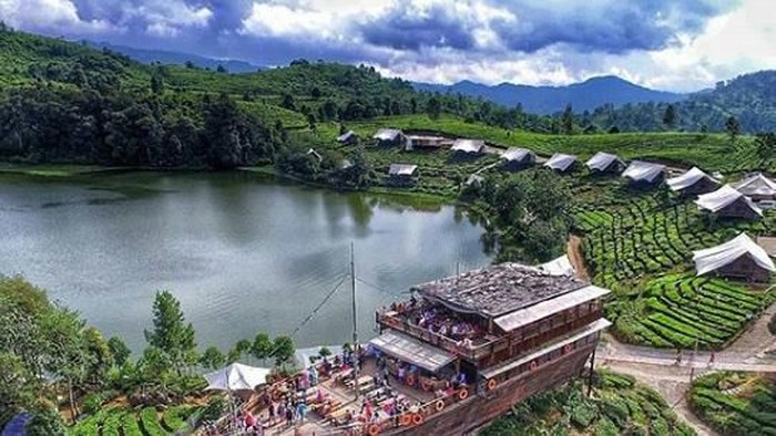 Punya Konsep Unik, Tempat Nongkrong Hits Bandung Ini Bakal Bikin Kamu Betah