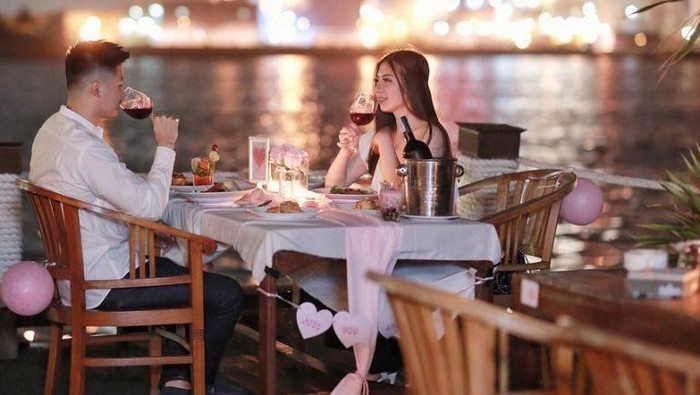 Mau Pacaran dengan Pemandangan Pantai? Enam Restoran di Jakarta Utara Bisa Jadi Pilihan