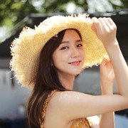 Mau Liburan ala Idol Korea? Intip Inspirasi Fashionnya yuk!