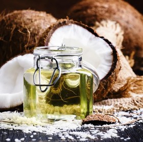 Fakta Minyak Kelapa yang Enggak Baik untuk Kesehatan