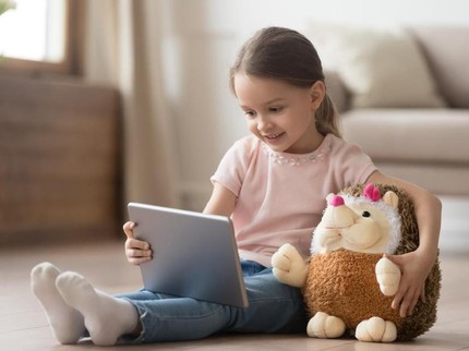 Ciri Anak Kecanduan Gadget, Bisakah Disembuhkan?