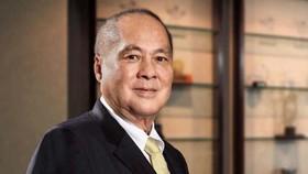 Karmaka Surjaudaja, Bankir yang Selamatkan NISP dari Krisis