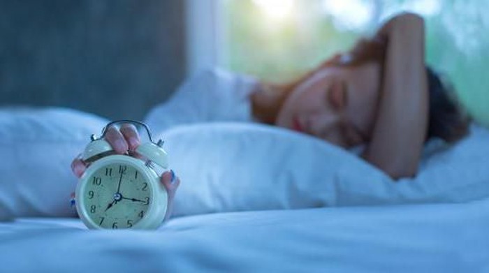 Hobi Tidur saat Weekend? Awas Terkena 4 Penyakit Ini.