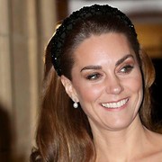 Kate Middleton Pakai Bando Zara Cuma Seharga Rp425 Ribu