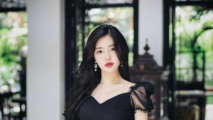 Ingin Tampil Classy dan Berkelas dengan Outfit Sederhana? Ikuti 7 Tips Berikut!