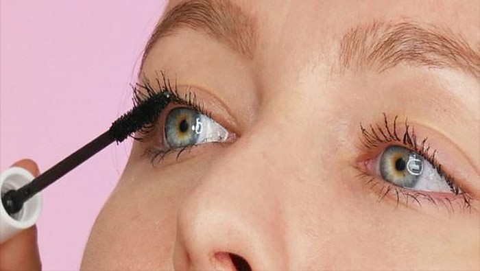 Dapatkan Bulu Mata Lentik dengan 5 Produk Maskara Lokal di Bawah 150 Ribu