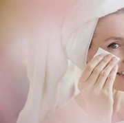 6 Rekomendasi Toner Anti Aging untuk Cegah Penuaan
