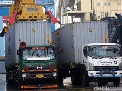 Kinerja Ekspor RI Tertolong Harga Komoditas Global
