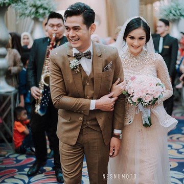 Deretan Selebriti yang Mengakhiri Masa Lajangnya di Tahun 2019, Ada Siapa Saja, Ya?