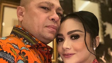 img-title Raul Lemos Pasang Badan untuk Keluarga, Krisdayanti: Dia Family Man