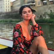 Curhat Selena Gomes Dibully karena Berat Badannya Naik