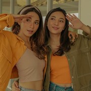 10 Potret Si Cantik Dinda Kirana dan Nadya Shakira Bak Anak Kembar