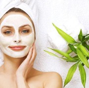 6 Bahan Alami untuk Mengecilkan Jerawat, Murah dan Mudah Ladies!