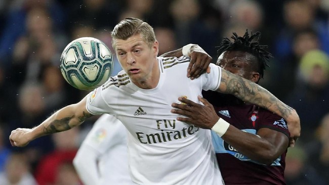 Baru-baru ini Zinedine Zidane membuat keputusan sulit dengan 'menceraikan' Toni Kroos dan Luka Modric di lini tengah Real Madrid.