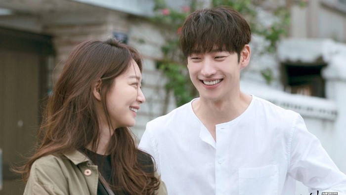 5 Cerewetnya Wanita Ini Bikin Pusing, tapi Dikangenin Pria