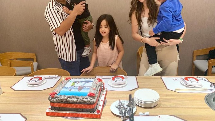 5 Artis Cantik Indonesia yang Punya Banyak Anak di Usia 30 Tahunan