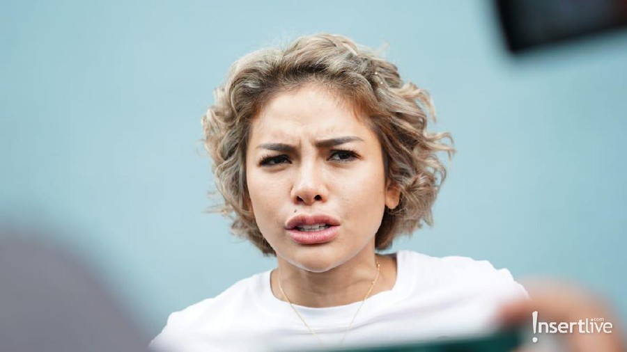 Nota keberatan atau eksepsi Nikita Mirzani ditolak Jaksa Penuntut Umum. Namun, ia mengaku tak kecewa dan kaget.