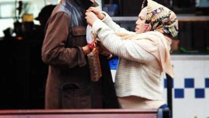 Potret Bahagia Hetty Koes Endang dan Suami yang Sudah 28 Tahun Bersama