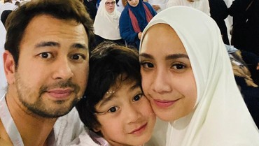 Raffi Ahmad & Nagita Slavina Rayakan Ulang Tahun di Mekkah