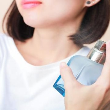 img-title Punya Harga di Bawah 100 Ribu, 5 Parfum Ini Wanginya Gak Norak!