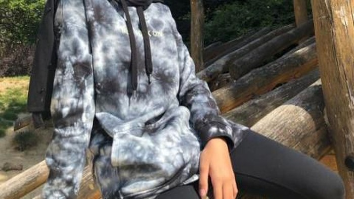 Gaya Hijab Isabel Azhari, Putri dari Ayu Azhari dan Mike Tramp yang Jarang Diekspos Gaya Hijab Isabel Azhari, Putri dari Ayu Azhari dan Mike Tramp yang Jarang Diekspos