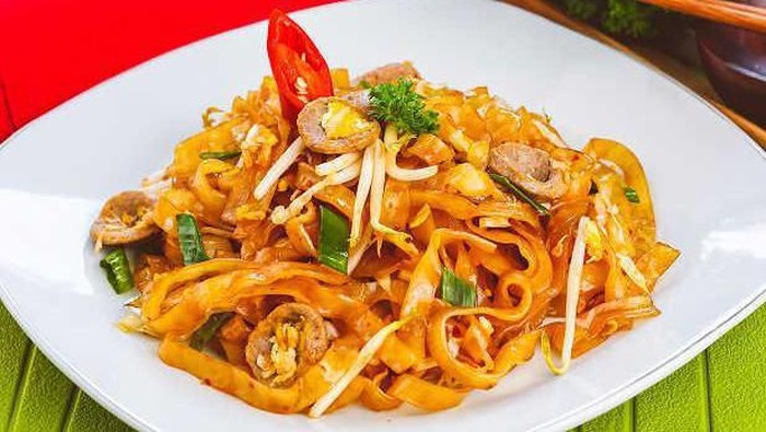 Resep Akhir Pekan Kwetiaw Goreng Ayam Spesial