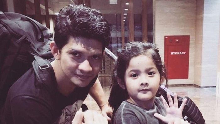 Intip Potret 7 Hot Daddy Selebriti Indonesia yang Kharismanya Bikin Meleleh!