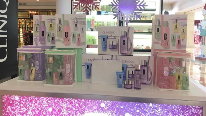 Clinique Punya Promo Spesial untuk Natal dan Tahun Baru, Buruan Beli!