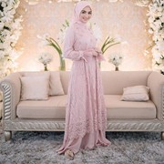 Riasan Flawless dan Dress Cantik Citra Kirana Saat Pengajian - Siraman