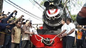 Solo Tambah Unit Kereta Uap Wisata Jaladara