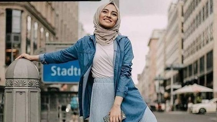 Intip 5 Inspirasi Busana Muslim Kekinian yang Anti Boring!