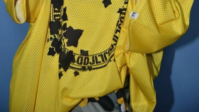 Ladies Wajib Tahu, Gaya Nyeleneh Billie Eilish Ternyata untuk Menghindari Body Shaming!