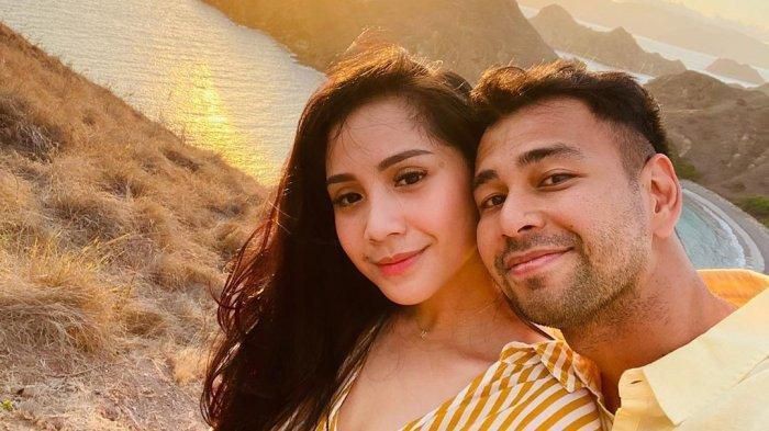 10 Potret Nagita dan Raffi Ahmad Liburan di Komodo, Romantis!