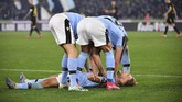 FOTO: Lazio Tekuk Inter Rebut Posisi Kedua Liga Italia Lazio tekuk Inter Milan 2-1 dalam lanjutan Liga Italia dan berhasil merebut posisi kedua klasemen dari skuat Nerazzurri.